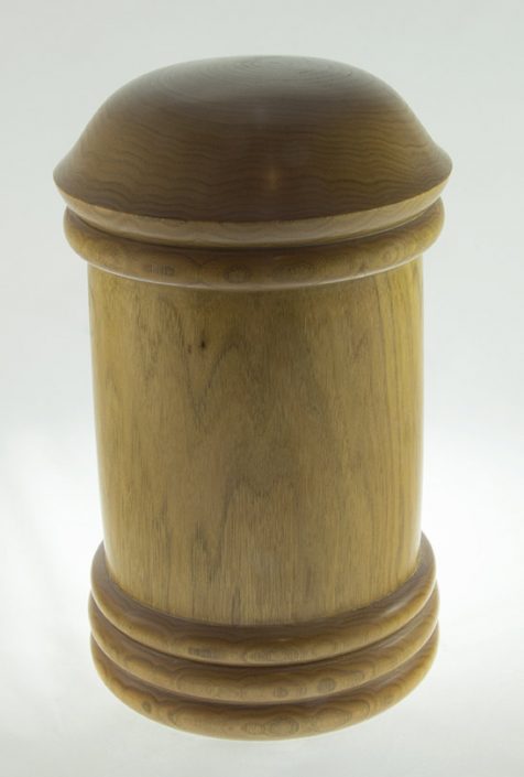 Urne funéraire en bois - #70-Noyer Cendré 6.5 x 11.75po.