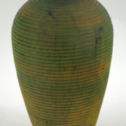 Vase en bois couleur- Bouleau #681a - 5.25 x 9 po.