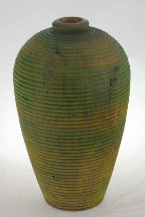 Vase en bois couleur- Bouleau #681a - 5.25 x 9 po.