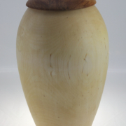Urne funéraire écologique en bois- #200-Bouleau Coti 6,5 x 11 po.