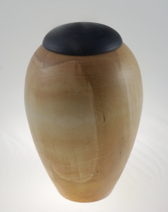 Urne funéraire écologique en bois- #207a-Bouleau 7,25 x 11 po.