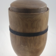 Urne funéraire écologique en bois- #213- Frêne 7,5 x 12,5 po.