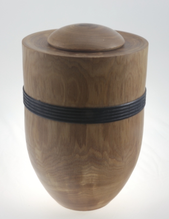 Urne funéraire écologique en bois- #215- Frêne 7,5 x 11,5 po.