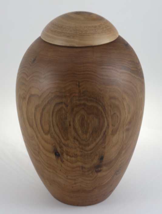 Urne funéraire écologique en bois- #222-Noyer Cendré 7,5x11,5 po.
